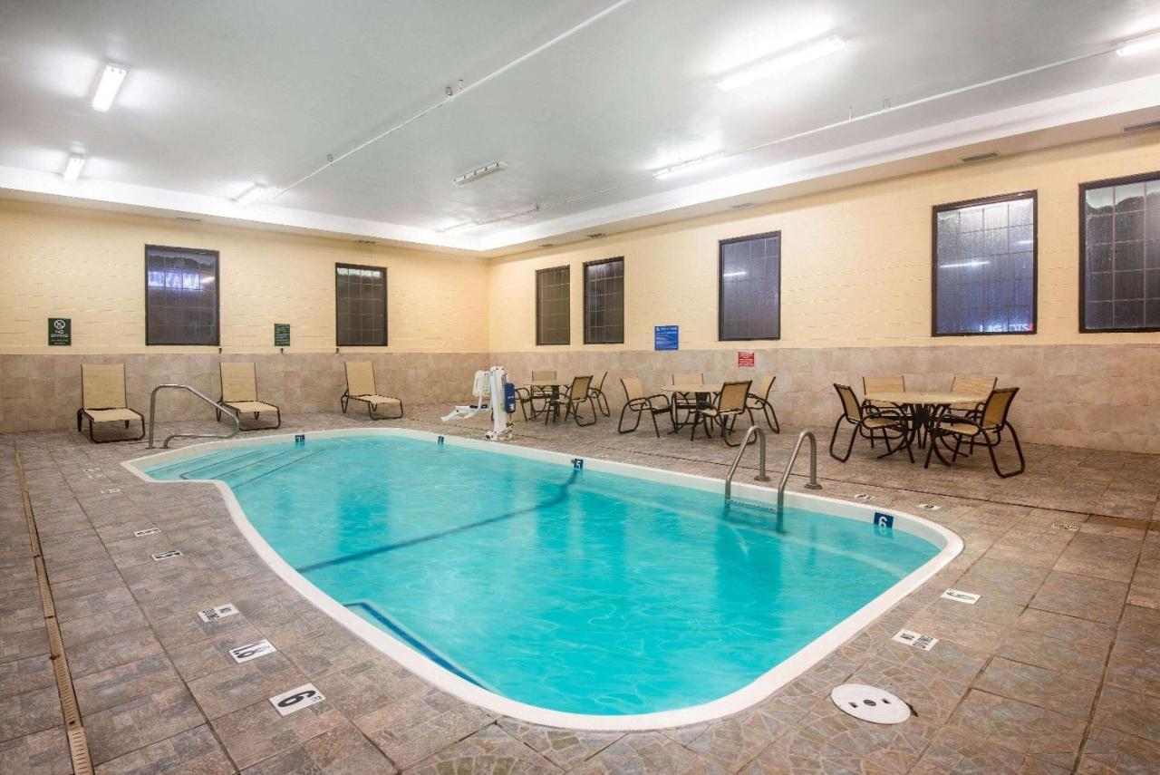 La Quinta Inn & Suites - New River Gorge National Park Summersville Zewnętrze zdjęcie